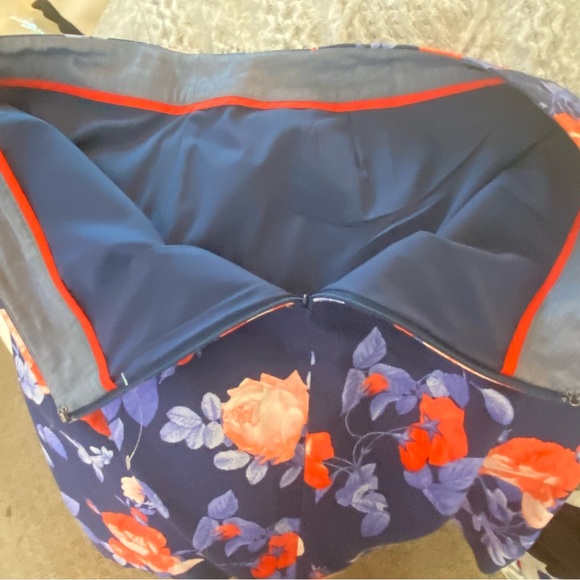 Talbots navy coral rose floral skirt knee length - Picture 5 of 8